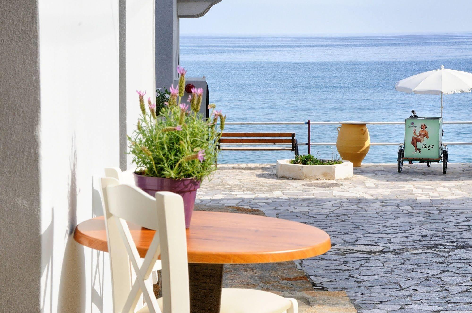 Myrtos Mare Suites Exterior foto